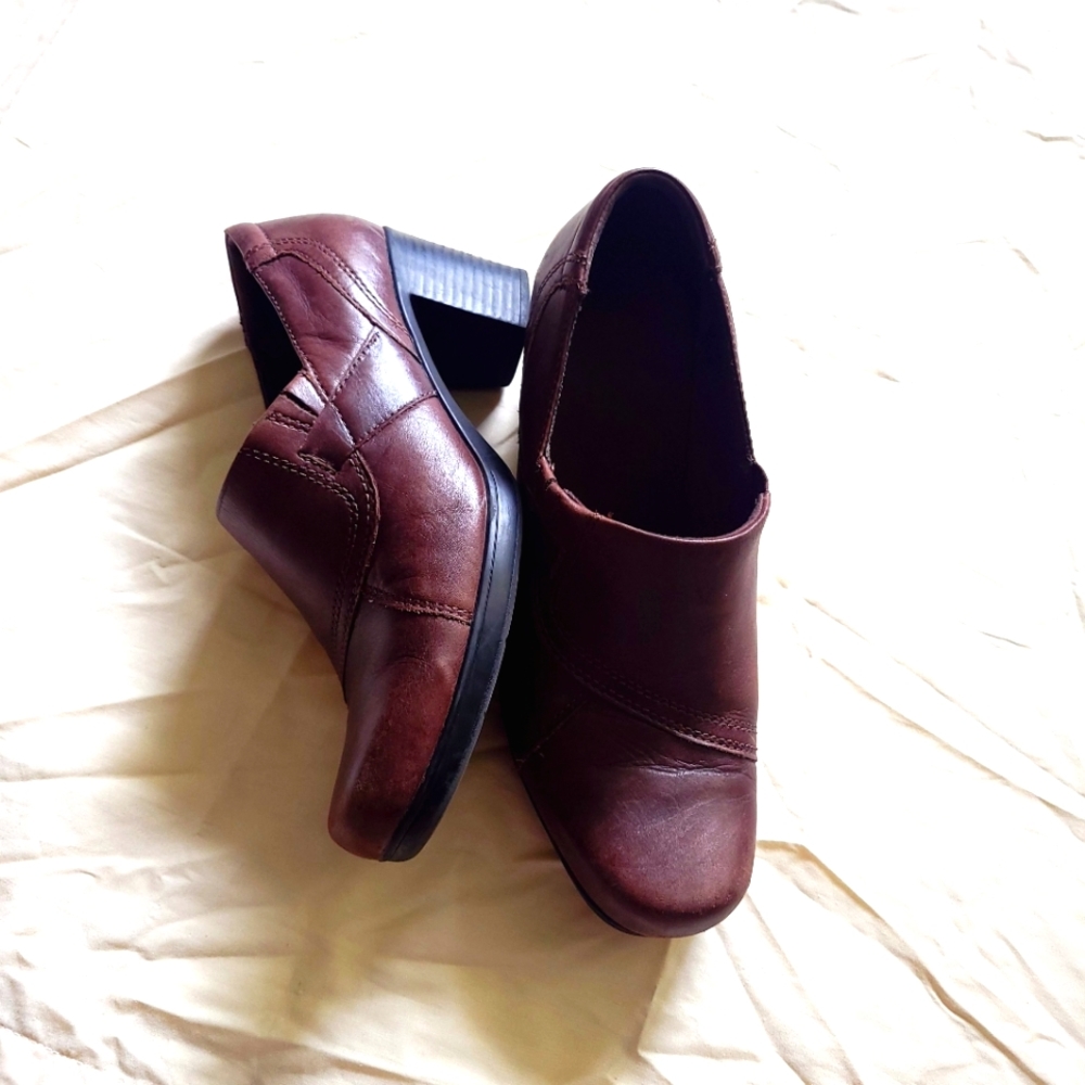 Clarks Bendables Size 8.5 M Low Cut Boots Brown Leather Women 62866